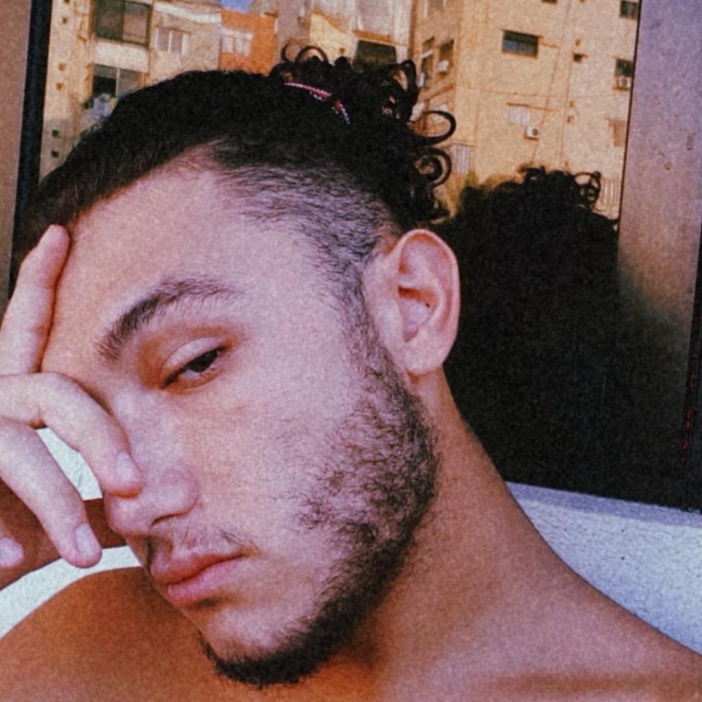 Jamal says “the only thing i have left to me is my fiancé, I hustle everyday to give her and myself a good&nbsp;life.”