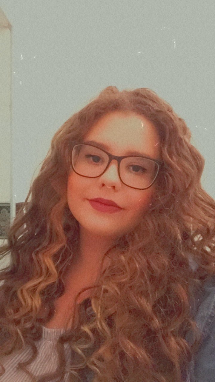 Eduarda Vilarino: Being able to wake up every day and know that the people I love are doing well and that I can be who I am is what inspires me to be better every&nbsp;day.