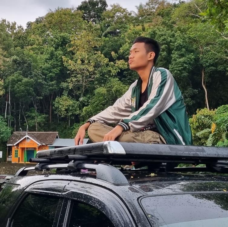 Rois: Change yourself to a better person and never compare the life of yours with the&nbsp;others