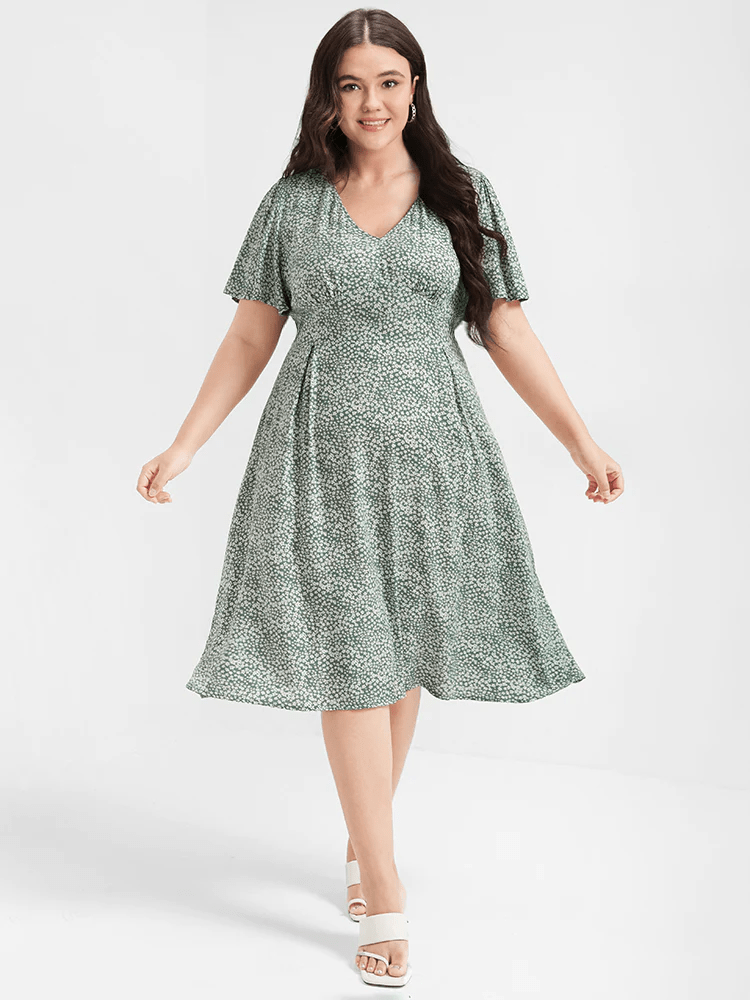 “Summer Chic: Embrace the Heat with the Hottest Dresses of the&nbsp;Season!”